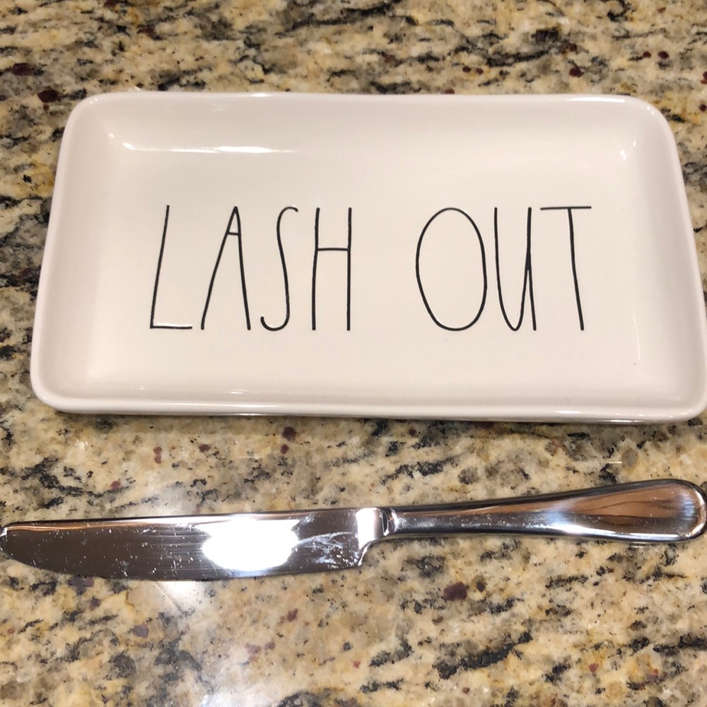 Rae Dunn Lash Out Dish